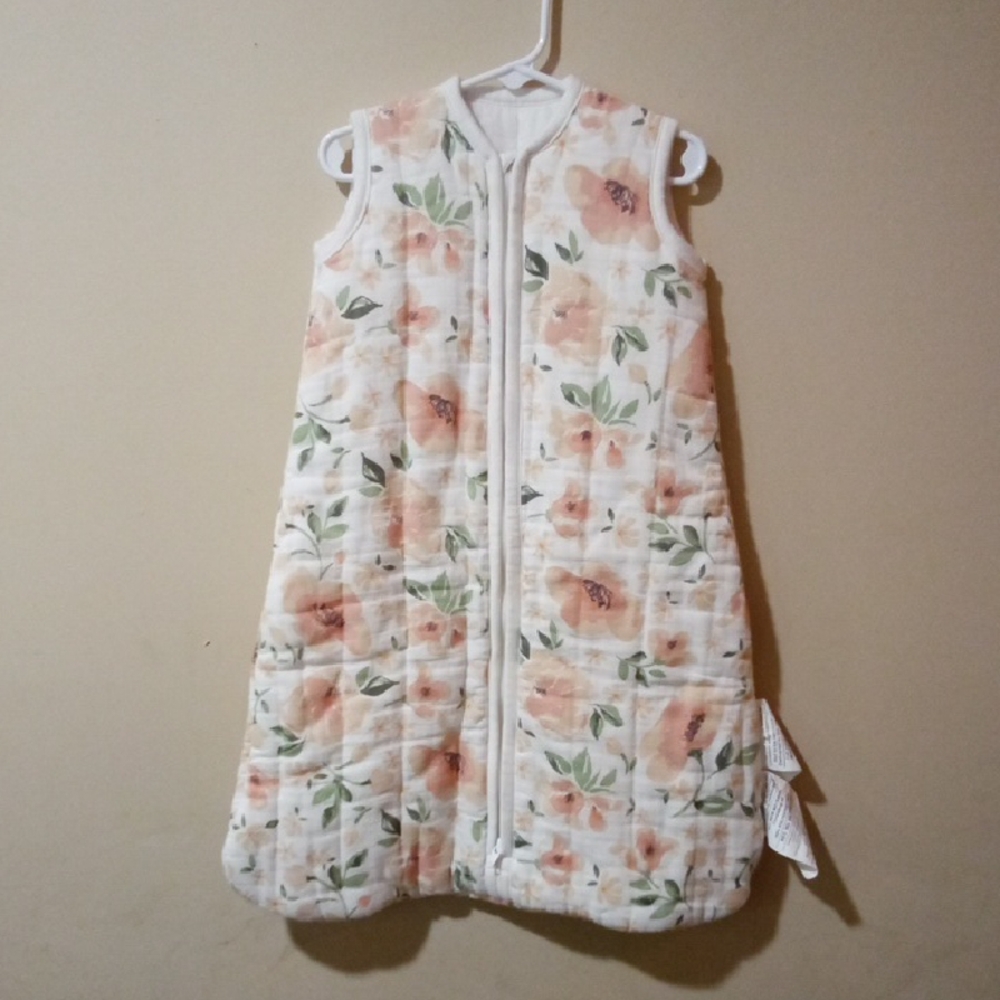 NWOT Pottery Barn Sleepsack Floral
